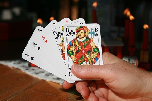 Comment Apprendre à Compter les Cartes au Poker ?